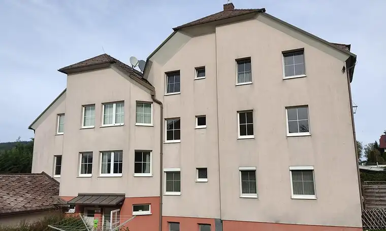 Maria Taferl. 70 m² Eigentumswohnung Euro 71.780,- monatl. Kosten Euro 262,- inkl. Tiefgarage.