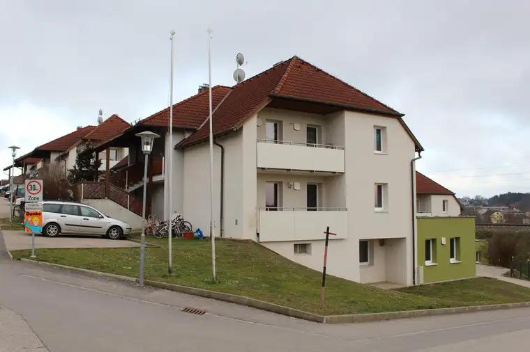 Haag | geförderte 3 Zimmer Mietwohnung | Balkon | ca. 75 m²