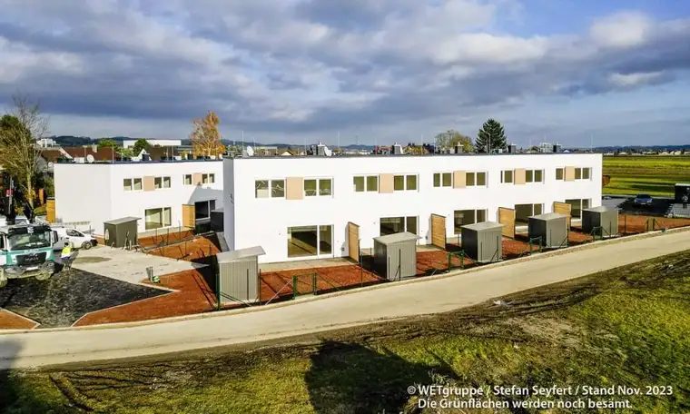 ERSTBEZUG | verringerte Anzahlung| gefördertes 4 Zimmer Reihenhaus mit Kaufoption 
