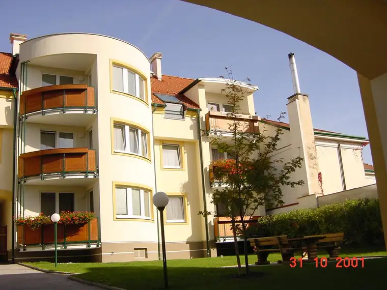 Geförderte Miete mit Kaufoption | Top 1/3 | 1. OG mit Loggia.