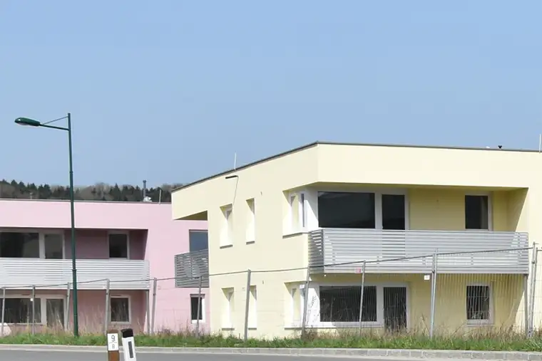 Bodensdorf. Befristete Miete | geförderte 2 Zimmer Wohnung | 25 m² Garten.