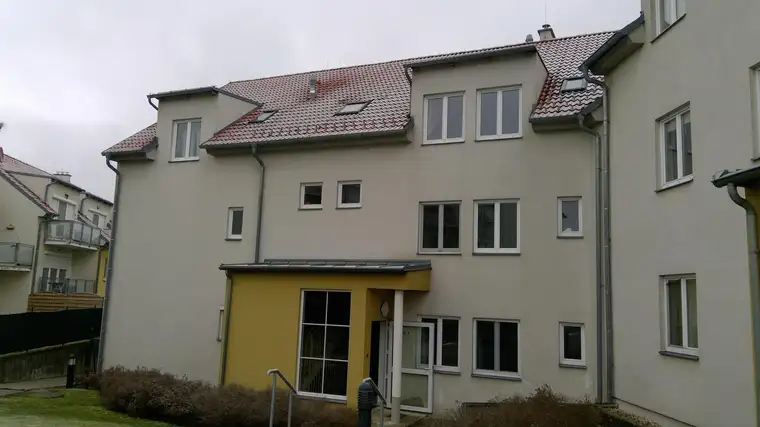 Hollabrunn | Geförderte Dachgeschoßwohnung in Miete mit Kaufoption | Top 8/8 | 2.OG