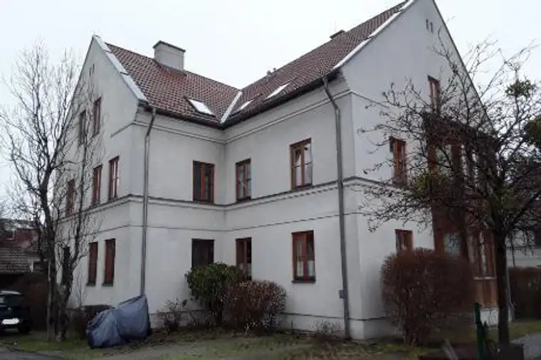 Korneuburg. 3 Zimmer Mietwohnung mit Erker und Abstellplatz.