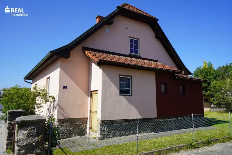 Schönes Stadthaus mit Garten, Garage, Werkstatt und WG-tauglich