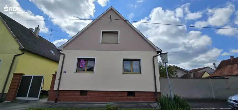 Schaffe dir deine chillax Oase mit Wintergarten und großen Garten!!!
