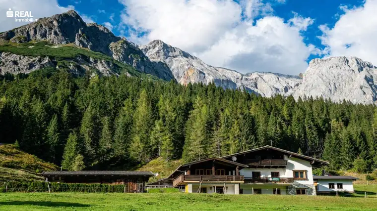 Mitten im Hochkönigmassiv - Tourismusbetrieb in Bestlage
