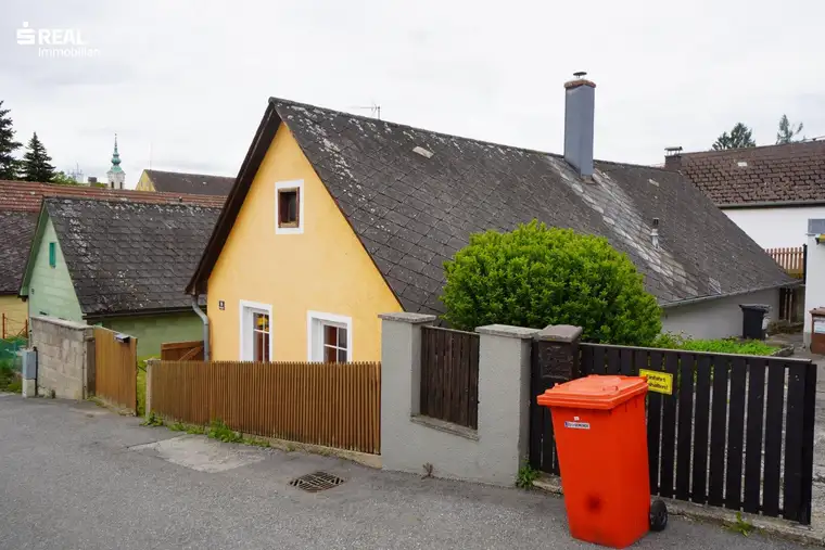 Gemütliches Landhaus mit Nebengebäude direkt in Groß Siegharts