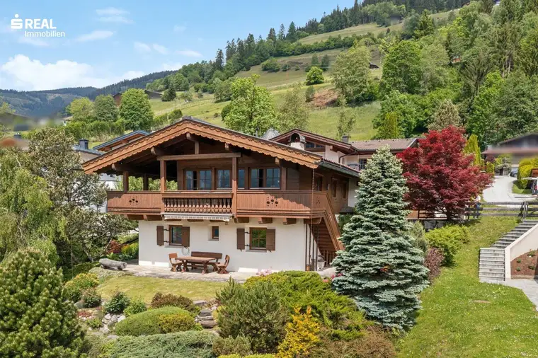 Herrschaftlicher Zweitwohnsitz mit Panoramablick – Ein Salzburger Unikat