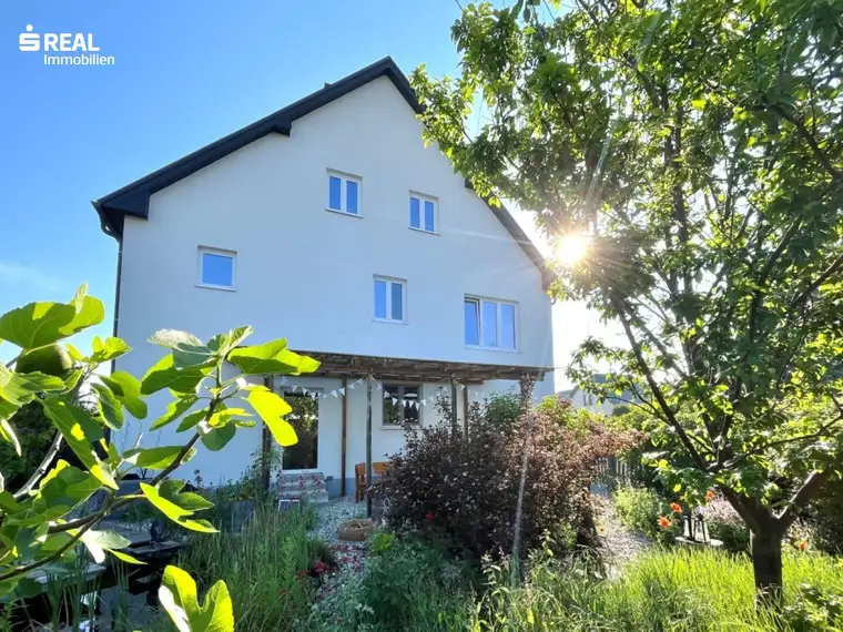 großzügiges Wohnhaus in Unterwagram