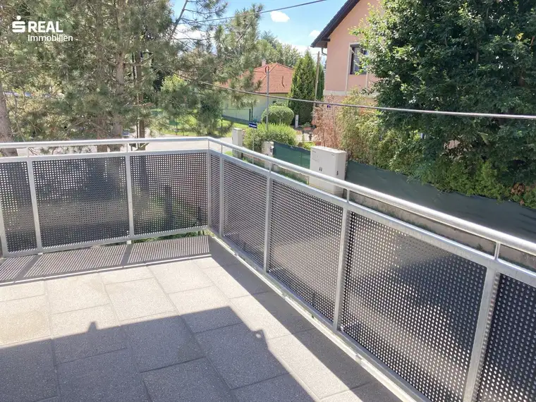 schöne 3-Zimmer-Wohnung in Grünruhelage ab 01.09 zur Vermietung