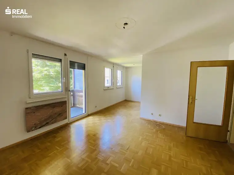3-Zimmer-Wohnung mit Balkon in Liefering