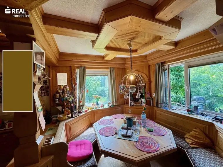 Wohnhaus in ruhiger Wohngegend von Baden auf 967 m² Grund