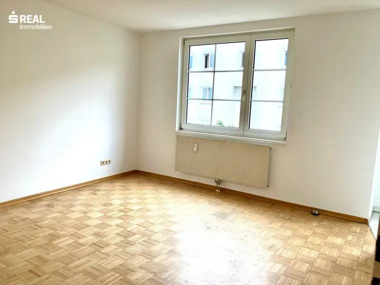 GUT GESCHNITTENE 2 ZIMMER WOHNUNG - BARRIEREFREI