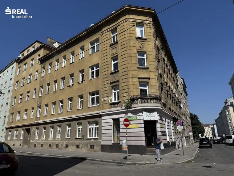 2 Zimmer Wohnung in guter Lage, gleich bei der U-Bahn