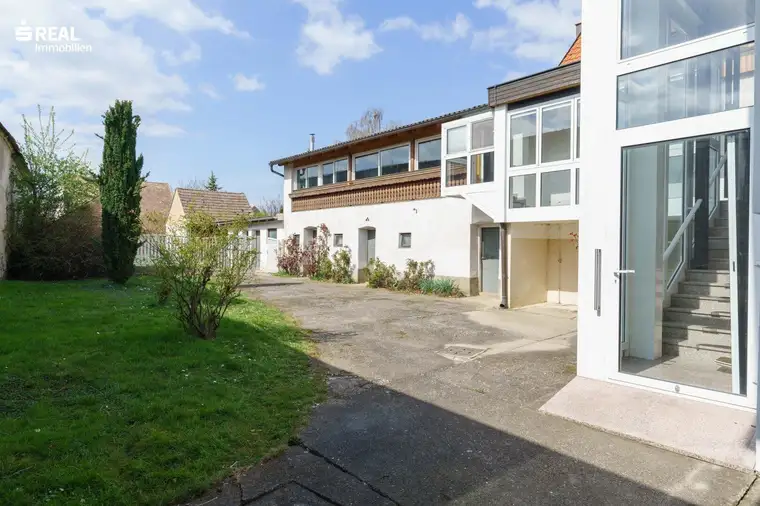 Ehem. Bauernhof mit Schankbetrieb - 100m² plus Partyraum 60m², 100m² Keller und Schuppen, Garten uneinsehbar!