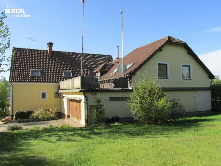 Gepflegtes Einfamilienhaus mit SPA-Bereich und großem Garten