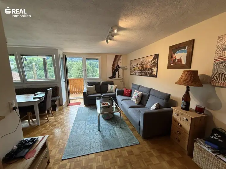 4-Zimmer-Wohnung mit Garage