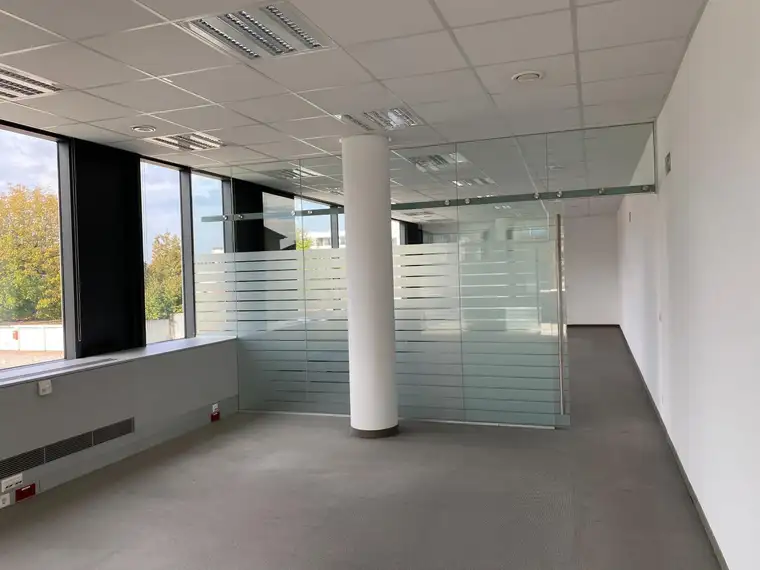 Großzügiges Büro mit Klimatisierung in der bahnhofCITY Wels