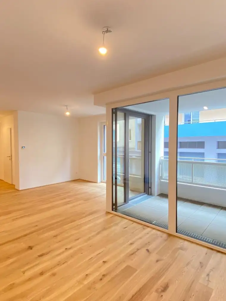 2-Zimmer-Wohnung / auch als Büro geeignet