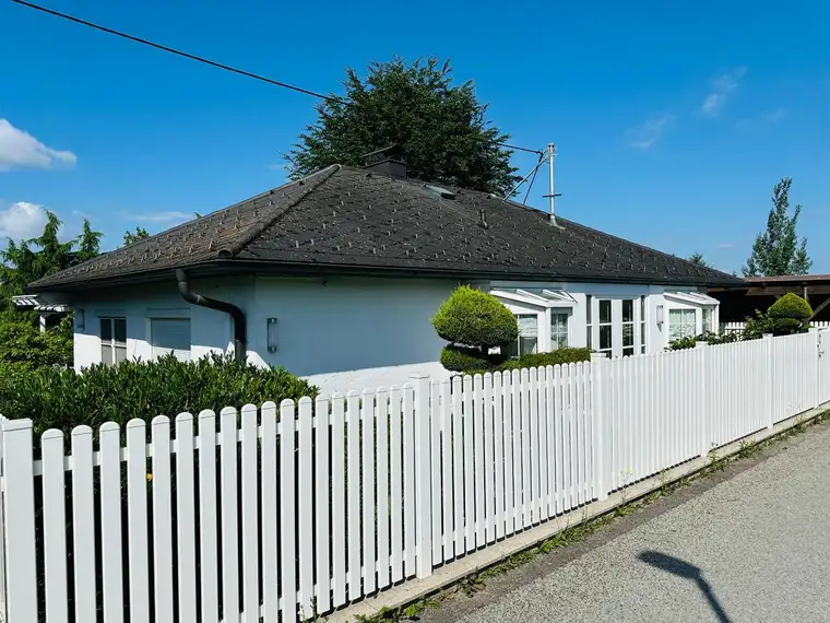 Schönes Haus mit Pool – zwei Wohneinheiten, viele Möglichkeiten