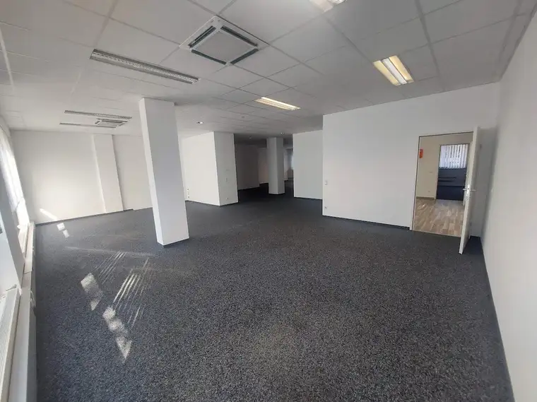 IHRE CHANCE auf ein Büro in der BahnhofsARKADE