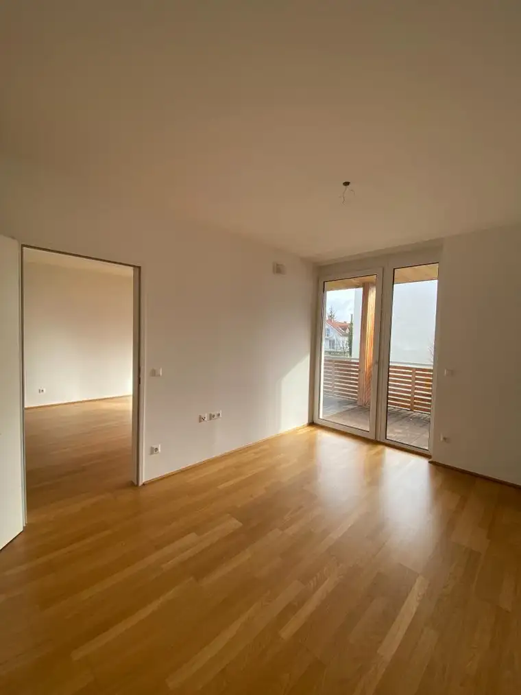 2-Zimmer-Wohnung mit großer Loggia