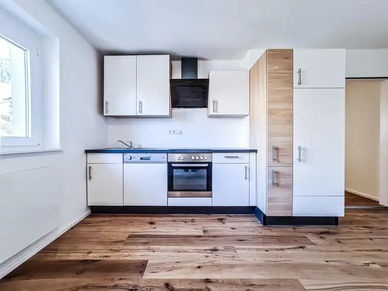 Hochwertige Wohnung mit Balkon in zentraler und idyllischer Aussichtslage in Matrei am Brenner!