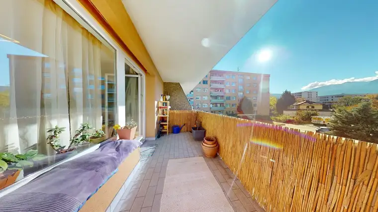 Gemütliche 2-Zimmer-Wohnung mit Balkon, Büro und Wintergarten!