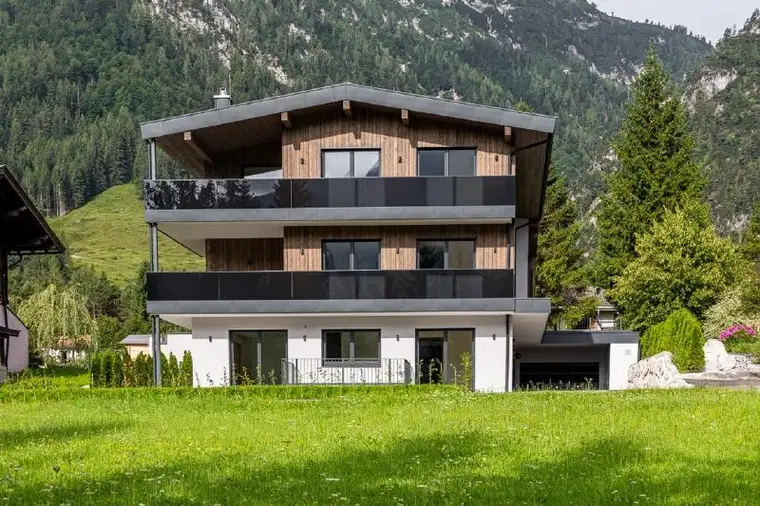 Christine Unterrainer, Raiffeisen Immobilien Treuhand