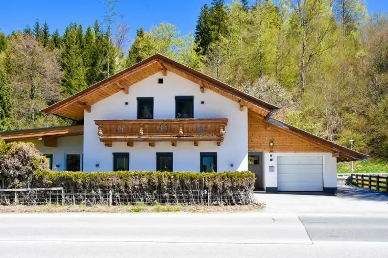 Einfamilienhaus mit touristischer Vermietungsmöglichkeit im Zentrum von Fieberbrunn