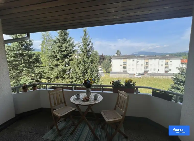 Toll aufgeteilte 2 Zimmer Wohnung