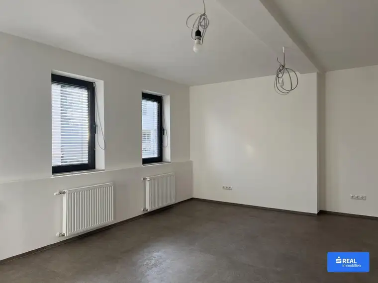 Modernes Büro oder Praxis in der Innenstadt