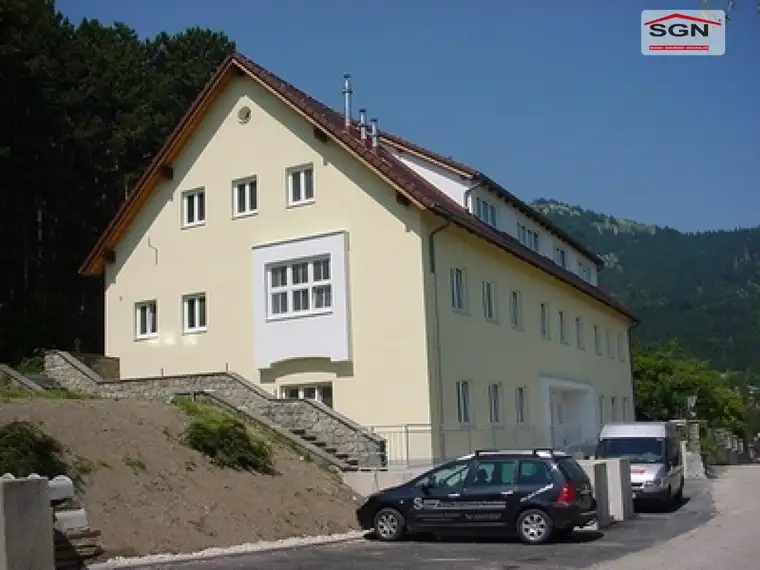 Großzügige 4 - Zimmerwohnung mit Panoramablick