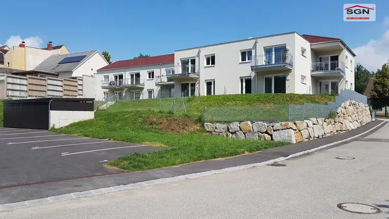 2 Zimmer-Gartenwohnung mit PKW-Abstellplatz ***Wohnzuschuss möglich***