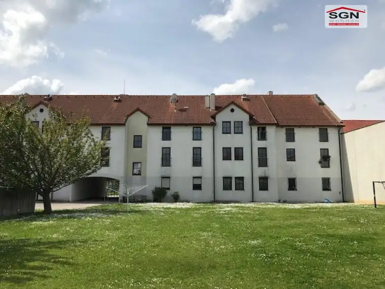 Moderne 3-Zimmer Wohnung im zweiten Stock mit Lift und PKW-Abstellplatz