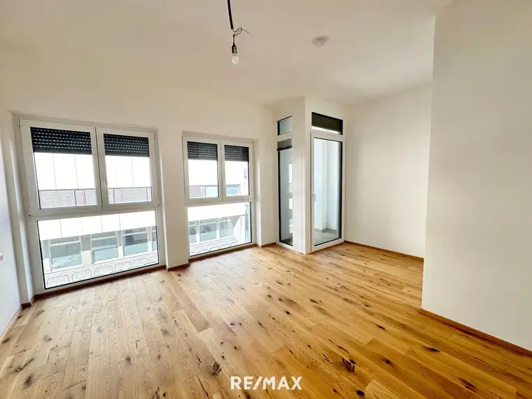 PROVISIONSFREI für den Käufer - Geräumige Wohnung in zentraler Lage!