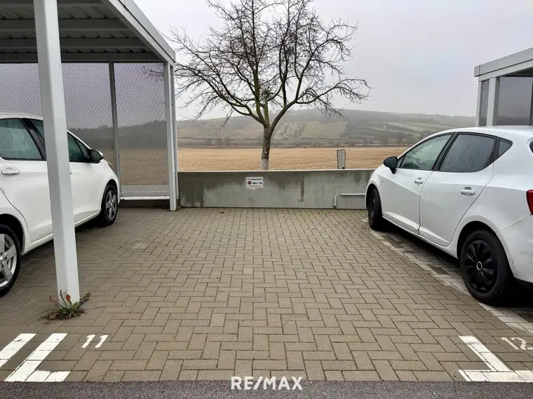 Stellplatz in umittelbarer Nähe zum Bahnhof!