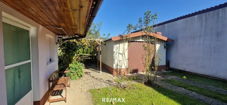 Charmantes, bezugsfertiges Haus mit Garten, Sommerküche und Gästezimmer