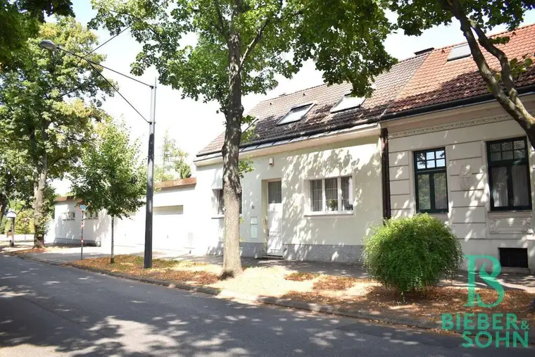 Anita Hofmann, Bieber Immobilien GmbH