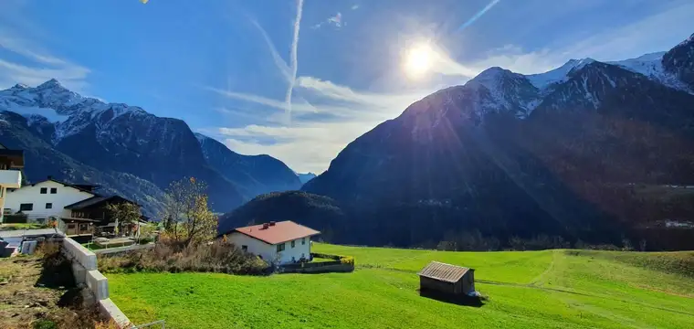 Vorderes Ötztal - hochwertige Villa mit Aussicht, Wellness und Pool!