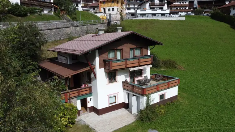Wohnhaus mit Vermietungsmöglichkeit - Ortsteil St. Jakob!