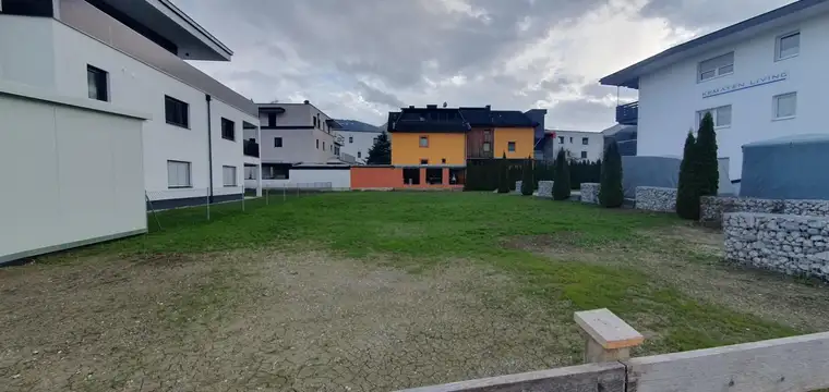 Baugrund in Zentrumsnähe - gute Bebauung möglich.
