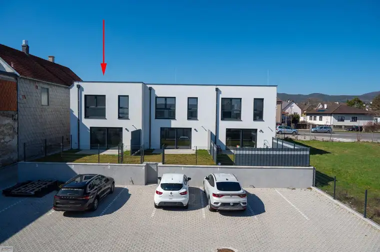 Nur noch 1 Haus verfügbar! Schönes 5 Zimmer-Reihenhaus in Sooß! ERSTBEZUG!