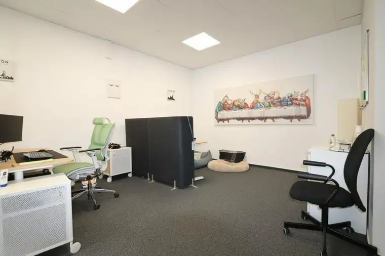 TOPLAGE! Moderne Büro-/Praxisfläche mit ca. 57 m² - zentral und trotzdem ruhig gelegen!