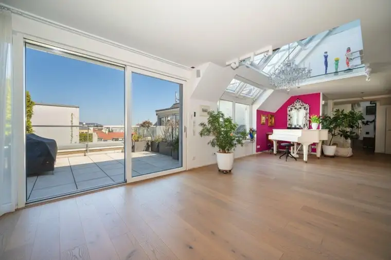 Exklusives Dachterrassen-Penthouse mit Blick auf die Karlskirche