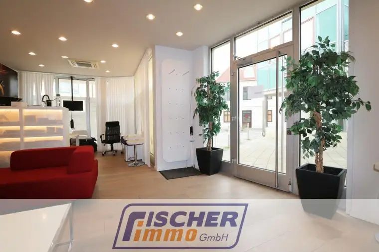 TOPLAGE! Modernes Geschäftslokal, Büro-/Paxisfläche mit ca. 61,75 m² - zentral und trotzdem ruhig gelegen!