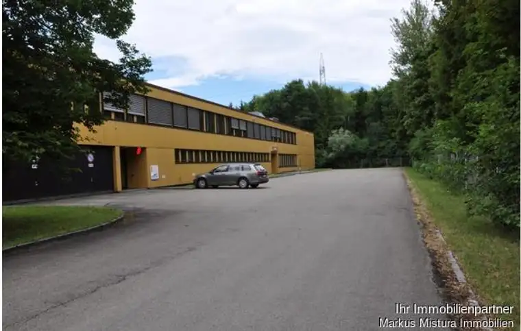 Nahe der Schweizer Grenze, Büro mit 44,90 Quadratmeter sucht neuen Mieter
