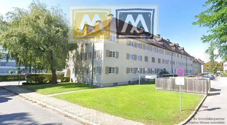 Ältere kleine aber feine 2 Zimmer-Wohnung zum Sofortbezug!