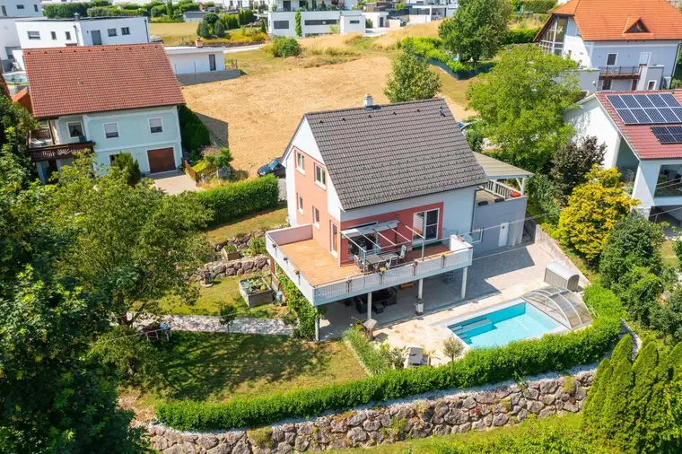 Ihr Wohntraum in Dietach – Einfamilienhaus mit traumhaftem Garten und Pool in grüner Lage!
