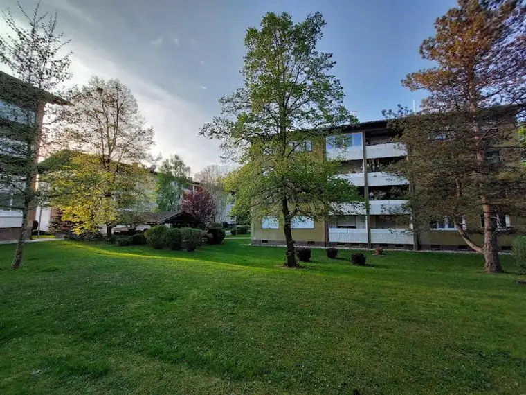 NEUER PREIS! Großzügige Wohnung mit Balkon und Stellplatz in Altlengbach 
